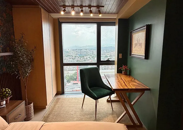 Eastwood - Botanical Premium Apartahotel